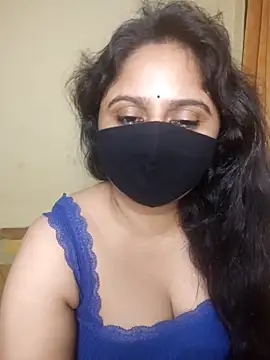 Snapshot of mouni499 chatting on 06.18.26 mouni499 online show from 06.18.26