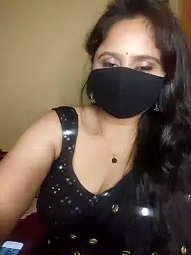 Snapshot of mouni499 chatting on 06.27.26 mouni499 online show from 06.27.26