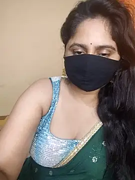Snapshot of mouni499 chatting on 07.03.26 mouni499 online show from 07.03.26