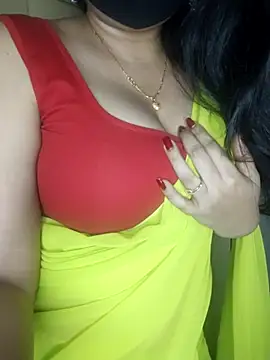 Snapshot of mouni499 chatting on 07.19.26 mouni499 online show from 07.19.26