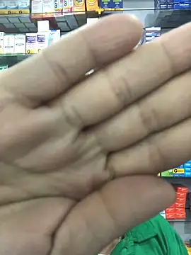 Snapshot of imoly_ chatting on 11.05.25 imoly online show from 11.05.25