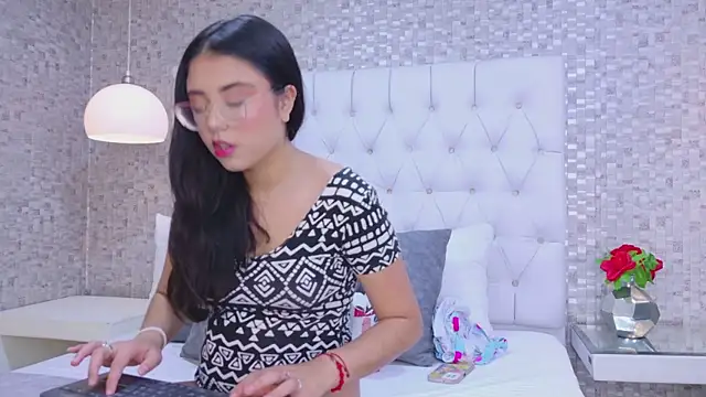 ScarlettPetrova online show from 11.29.25