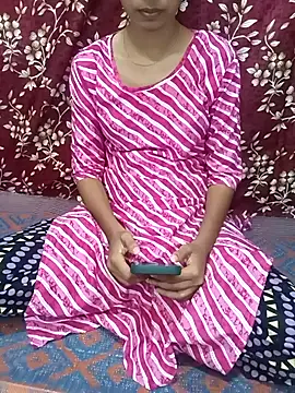 American tourist online show from 11.02.25