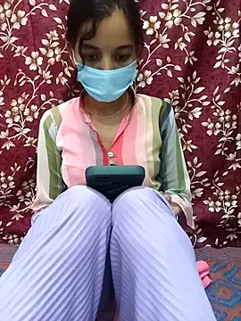 American tourist online show from 11.04.25