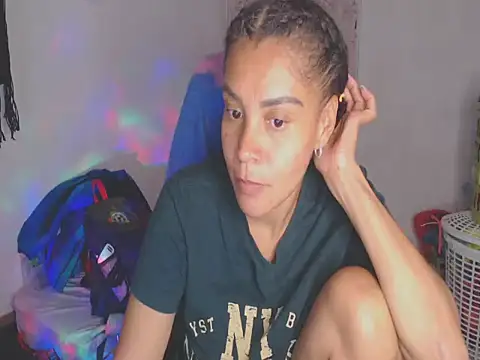 shayna cute online show from 06.05.26