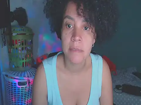 shayna cute online show from 06.16.26