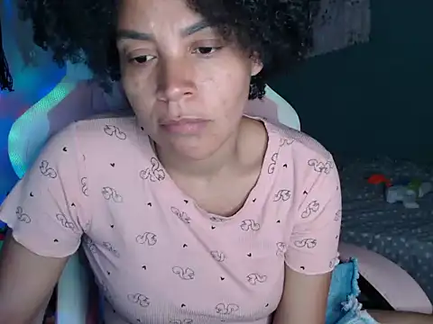 Snapshot of shayna_cute chatting on 08.03.26 shayna cute online show from 08.03.26