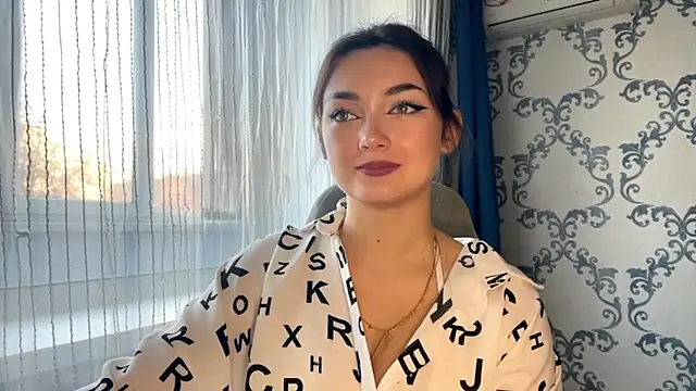 TwotyBright online show from 11.18.25