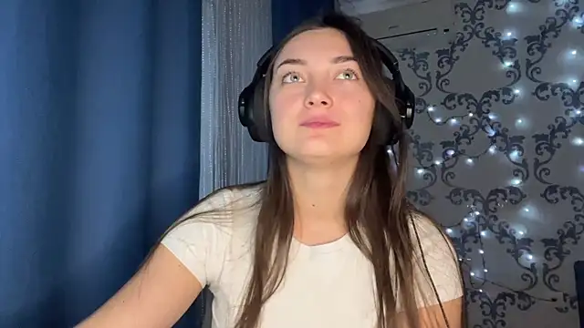 TwotyBright online show from 12.05.25