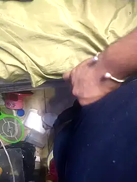 Snapshot of KARNEs24666 chatting on 11.05.25 KARNEs24666 online show from 11.05.25