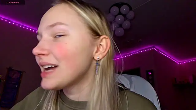 KarinRobertson online show from 02.15.26