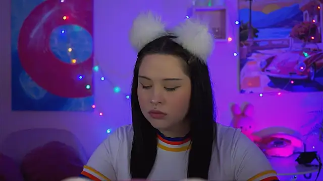 Snapshot of TinaBakers_ chatting on 11.03.25 TinaBakers  online show from 11.03.25