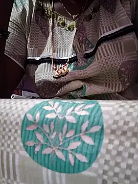 hyd couple7878 online show from 11.16.25