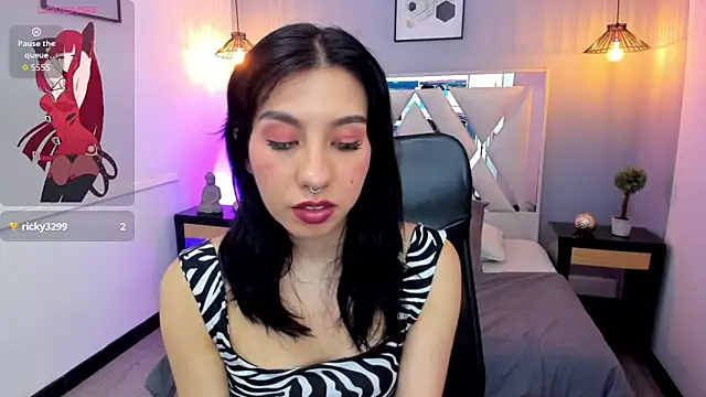 zoe-moreau online show from 04.17.26