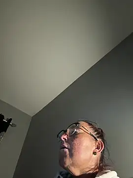 Snapshot of Angel-LinaX chatting on 01.31.26 Angel-LinaX online show from 01.31.26