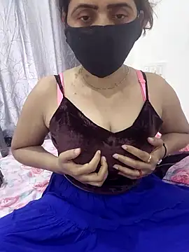 Snapshot of Aarti909090 chatting on 05.25.26 Aarti909090 online show from 05.25.26