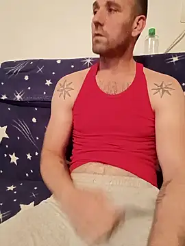 Baiat Finut1 online show from 11.10.25