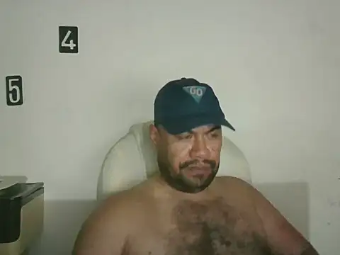 Snapshot of Ramses_36 chatting on 07.15.26 Ramses 36 online show from 07.15.26