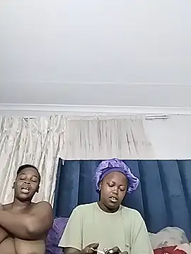 Snapshot of SweetSavage18 chatting on 06.11.26 SweetSavage18 online show from 06.11.26