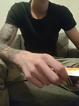 Snapshot of DeepSecret0 chatting on 11.14.25 DeepSecret0 online show from 11.14.25