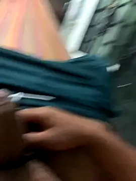 tuntuntiburon online show from 11.04.25