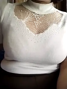 Snapshot of BeyeuCii99 chatting on 11.23.25 BeyeuCii99 online show from 11.23.25