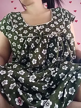 Snapshot of Saniya76 chatting on 06.15.26 Saniya76 online show from 06.15.26