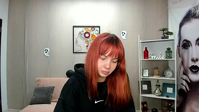 OlyviaBella online show from 11.04.25