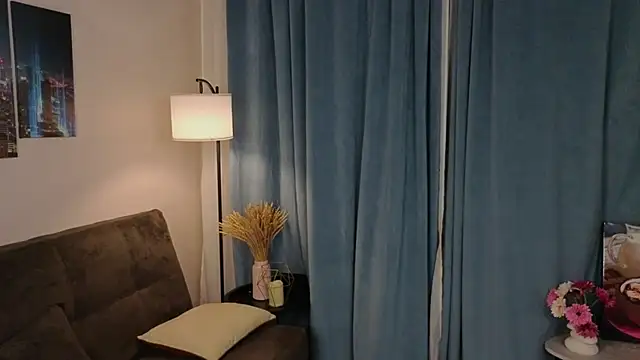 Snapshot of MowasaBritten chatting on 01.17.26 MowasaBritten online show from 01.17.26