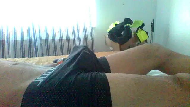 Snapshot of Camiin20 chatting on 02.20.26 Camiin20 online show from 02.20.26