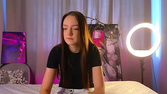 Snapshot of FrancesMason chatting on 02.21.26 FrancesMason online show from 02.21.26