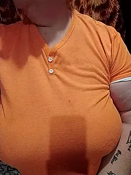 Snapshot of MyHoneyKira chatting on 11.08.25 MyHoneyKira online show from 11.08.25