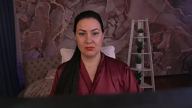 VelvetLuck online show from 11.25.25