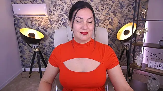 Snapshot of VelvetLuck chatting on 07.19.26 VelvetLuck online show from 07.19.26