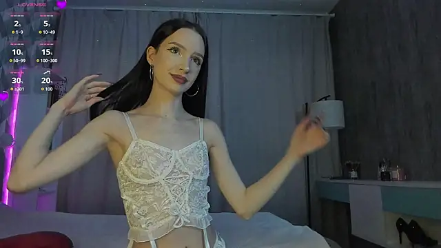 luna sexy0 online show from 11.10.25