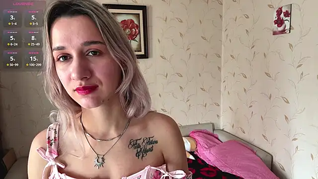 Auroragin online show from 11.29.25