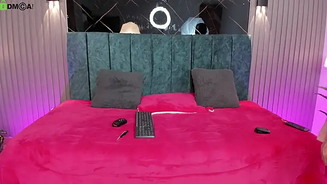 Bella Riverss online show from 02.09.26