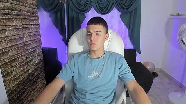 Aleck Boy online show from 11.22.25