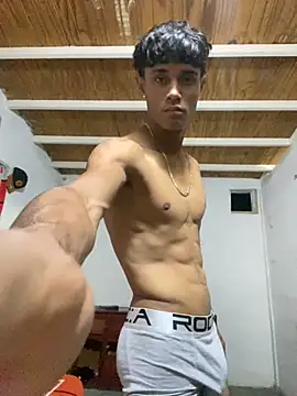 Snapshot of meliodas_23cm chatting on 11.29.25 meliodas 23cm online show from 11.29.25