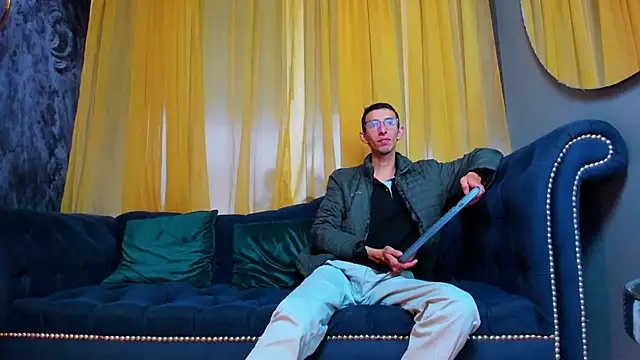 ZyroNight online show from 01.08.26