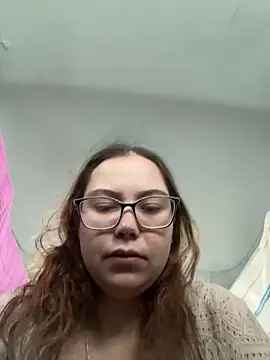 Snapshot of FreakyDreama chatting on 02.19.26 FreakyDreama online show from 02.19.26