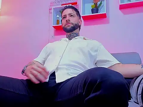 Supreme Alpha online show from 11.28.25