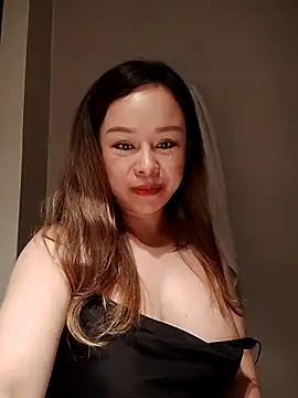 thu-cuoi online show from 11.30.25