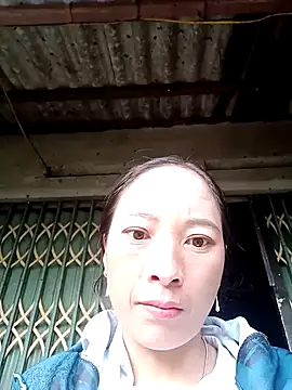 Snapshot of oanh-oanhbay chatting on 11.05.25 oanh-oanhbay online show from 11.05.25