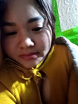 Bee-bgolden online show from 11.28.25