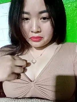 Bee-bgolden online show from 12.19.25