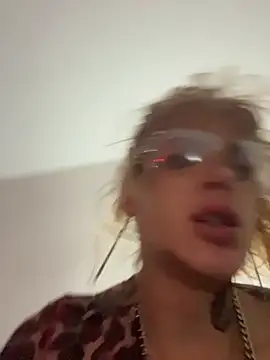 zowi101 online show from 04.26.26