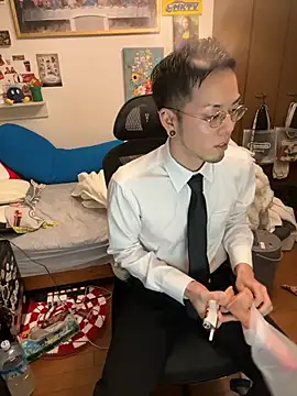 ippei0001 online show from 11.24.25