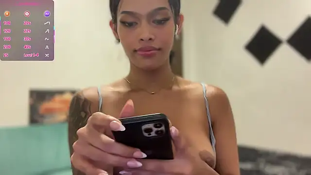 Snapshot of miapasitaa chatting on 03.03.26 miapasitaa online show from 03.03.26