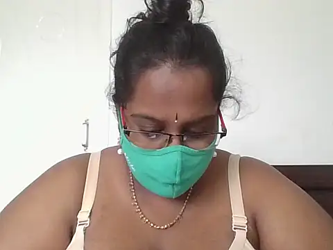 hootypriya online show from 11.05.25